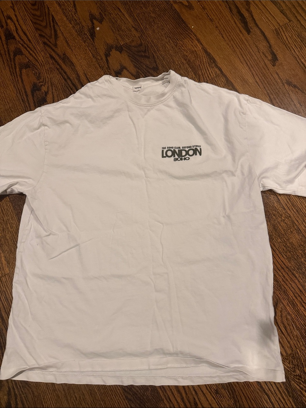 GarageGraphic White London Crewneck T-Shirt